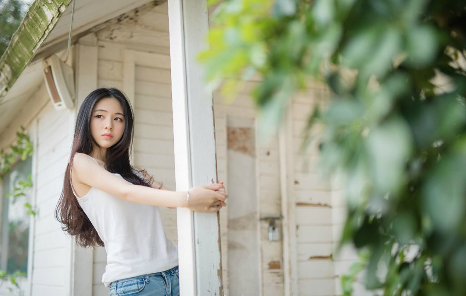 面对庞统如今可说是毫不留情的打脸，刘璝也只是闷哼一声，不再说话，庞统不禁在心中暗暗摇头，怂货，难怪会被作为后辈的张任爬到头上。